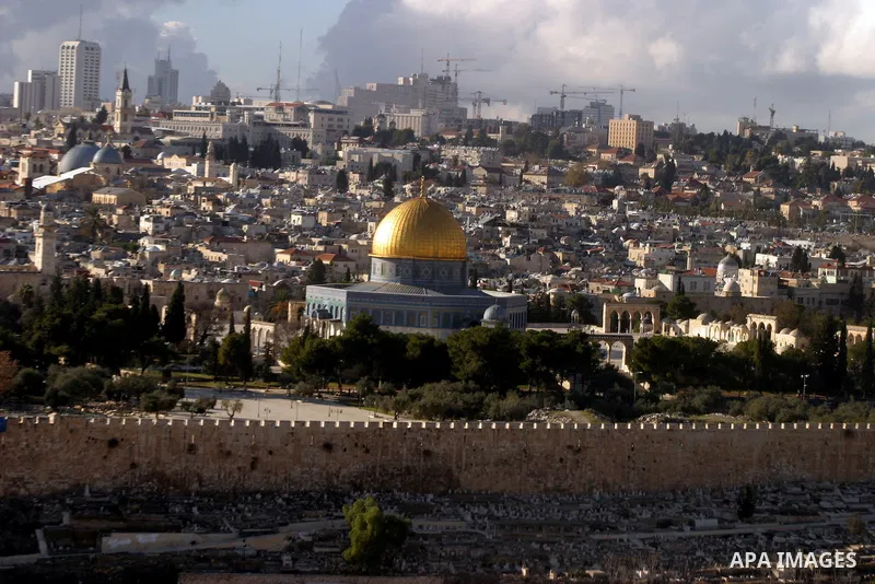 General view overlooking east Jerusalem, Monday, Dec. 26, 2011. Palestinians were prepared to compromise over two of the toughest issues, Jerusalem and refugees, during peace talks in 2008. Photo by Mahfouz Abu Turk