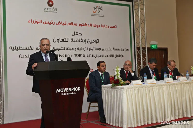 Palestinian Prime Minister, Salam Fayyad, during the sponsorship of the signing of cooperation agreement between the Jordan Investment and Palestinian in the West Bank city of Ramallah, on Dec.26, 2011. Photo by Mustafa...