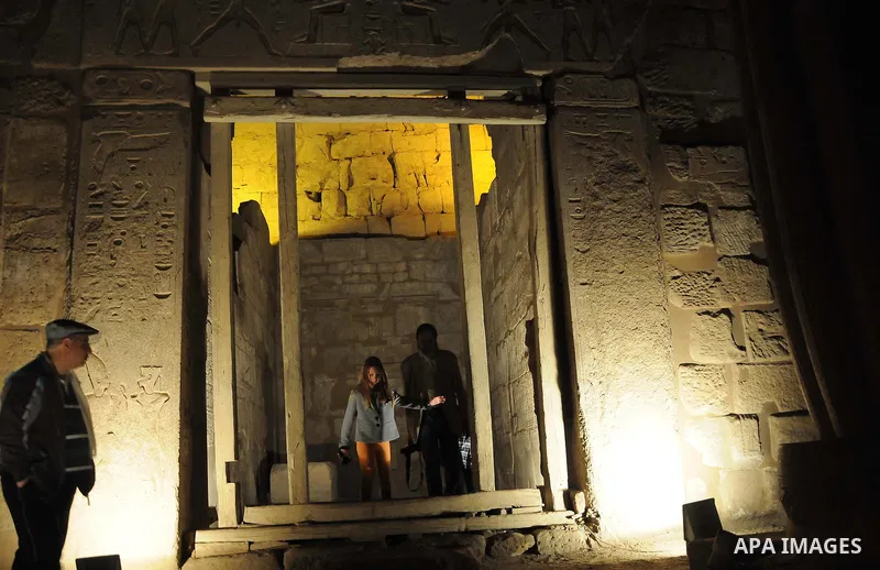 Foreign tourists during thier tour in the Tourism places at the luxor, Before the start of the Christmas Christians, in Egypt on Dec. 27, 2011. Photo by Ahmed Asad