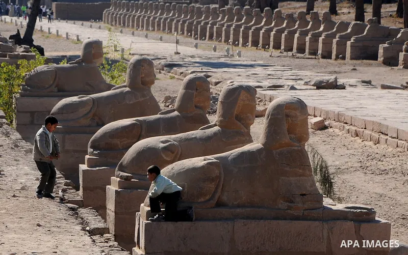 Foreign tourists during thier tour in the Tourism places at the luxor, Before the start of the Christmas Christians, in Egypt on Dec. 27, 2011. Photo by Ahmed Asad