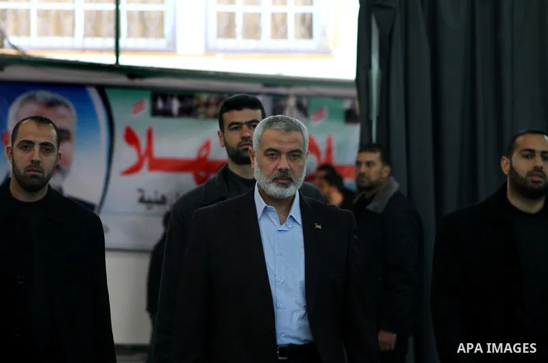Palestinian Prime Minister in Gaza Strip, Ismail Haniyeh, meets with the leadership of Hamas and Fatah movment to discuss Palestinian reconciliation between the two groups in Gaza City, on Jan 14, 2012. 14, 2012. Photo b...