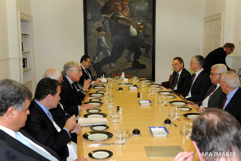 Palestinian President, Mahmoud Abbas (Abu Mazen), meets with President of the Portland Trust, Ronald Cohen, in the Capital British London, on Jan.17, 2012. Photo by Thaer Ganaim