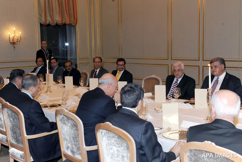 Palestinian President, Mahmoud Abbas (Abu Mazen), meets with Arab ambassadors in Berlin. photo by Thaer Ganaim