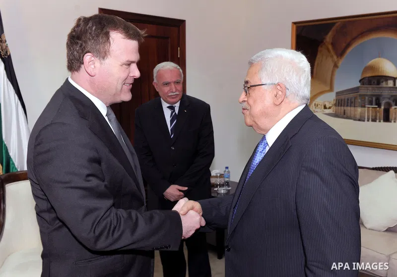 Palestinian President, Mahmoud Abbas (Abu Mazen), receives Minister of Canadian Foreign Mr. John Baird, in the West bank City of Ramallah, on Jan. 30, 2012. Photo by Thaer Ganaim