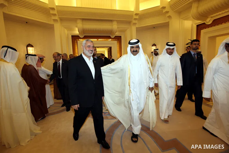 Palestinian Prime Minister in Gaza Strip, Ismail Haniyah meets with the Qatari Emir Sheikh Hamad bin Khalifa Al Thani in the Qatari capital of Doha on Jan. 31,2012. Photo by Mohammed Al-Ostaz