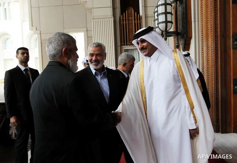 Palestinian Prime Minister in Gaza Strip, Ismail Haniyah meets with Crown Prince of Qatari, in the Qatari capital of Doha on Feb. 01, 2012. Photo by Mohammed Al-Ostaz.
