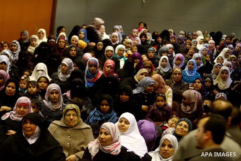 Palestinians attend a festival marking the birthday of Prophet Mohammad in Gaza City February 4, 2012. Photo by Ashraf Amra
