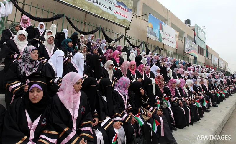 Palestinian students attend graduation ceremony organized by Ministry of Youth and sport in Gaza city on Feb. 6,2012. Photo by Majdi Fathi