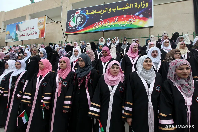 Palestinian students attend graduation ceremony organized by Ministry of Youth and sport in Gaza city on Feb. 6,2012. Photo by Majdi Fathi