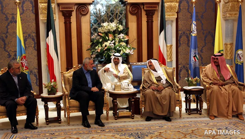 Palestinian Prime Minister in Gaza Strip, Ismail Haniyah meets with the Kuwait Emir and Crown Prince of Kuwaiti the Kuwait on Feb. 07, 2012. Photo by Mohammed Al-Ostaz .