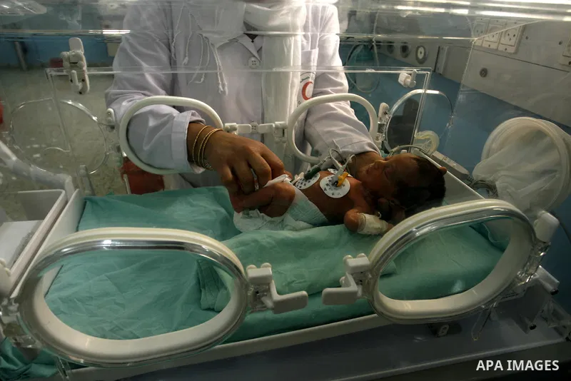 Premature babies receive treatment in the Nasser hospital in Khan Younis, southern Gaza Strip on February 15, 2012 as the hospital suffer from running out of fuel. Palestinian Ministry of Health in Gaza, calls for the Ar...