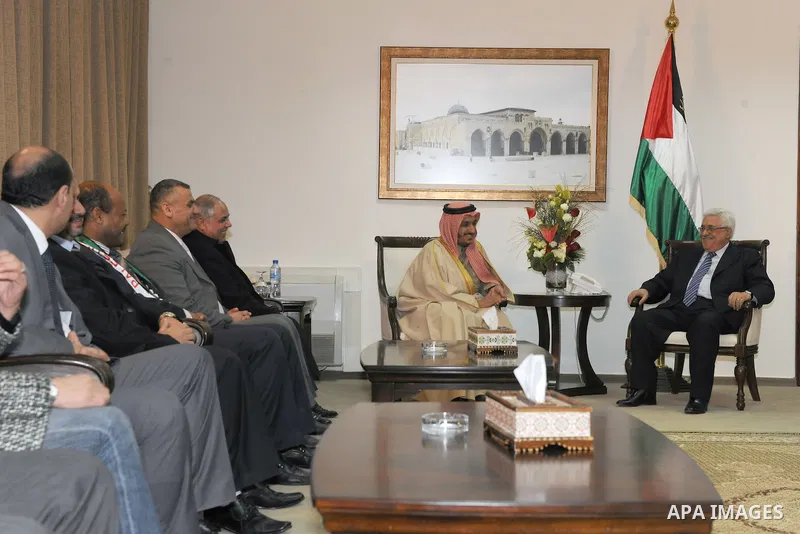 Palestinian President, Mahmoud Abbas (Abu Mazen), during a meeting with Society Chairman Qatar Foundation in the West Bank city of Ramallah on Feb 15, 2012. Photo by Thaer Ghanaim
