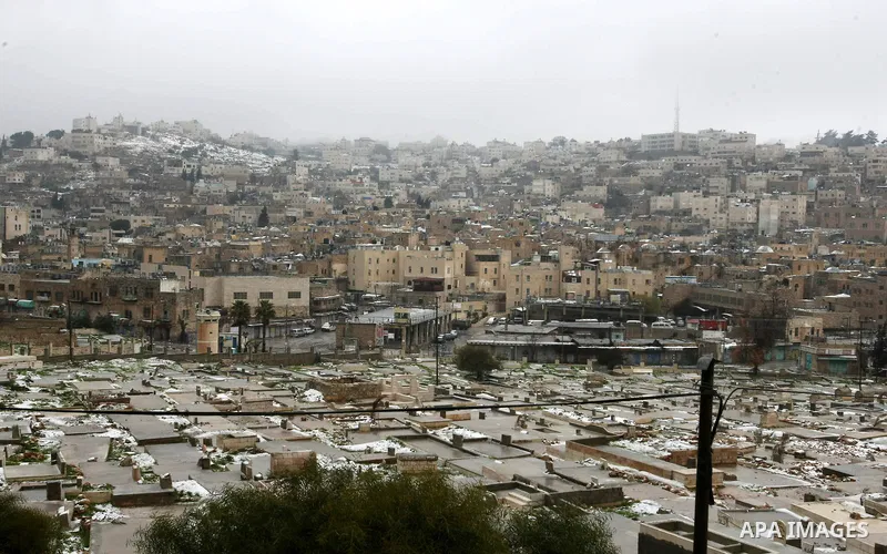 A general View to the West Bank city of Hebron on February 18, 2012. Photo by Mamoun Wazwaz