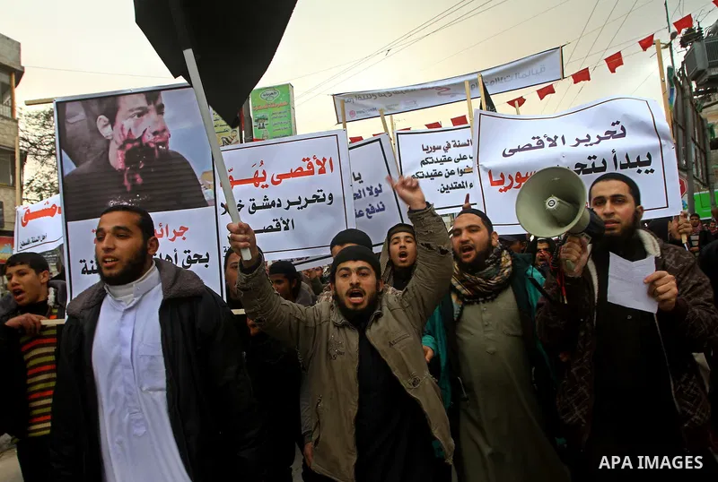A Palestinian Salafist takes part in a protest against Syria's President Bashar al-Assad in Rafah in the southern Gaza Strip February 24, 2012. Photo by Ashraf Amra