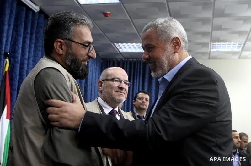 Palestinian Prime Minister in Gaza Strip, Ismail Haniyeh, meets with the European convoy "loyalty to Palestine", in Gaza City on Feb. 28, 2012. Photo by Ashraf Amra