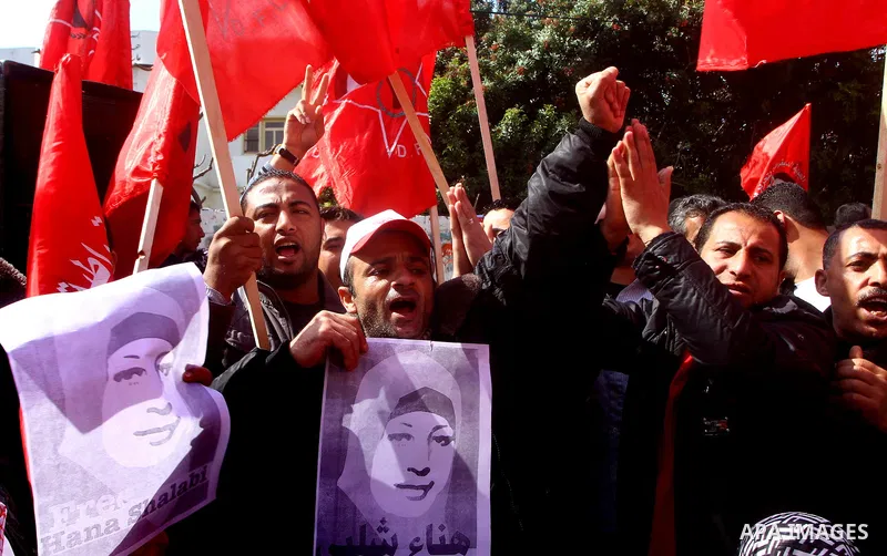 Palestinians demonstrate in solidarity with Hana'a Shalabi during a protest in Gaza City, on mar. 05, 2012. Shalabi, released by Israel in a prisoner swap last year but re-arrested earlier this month and held without cha...