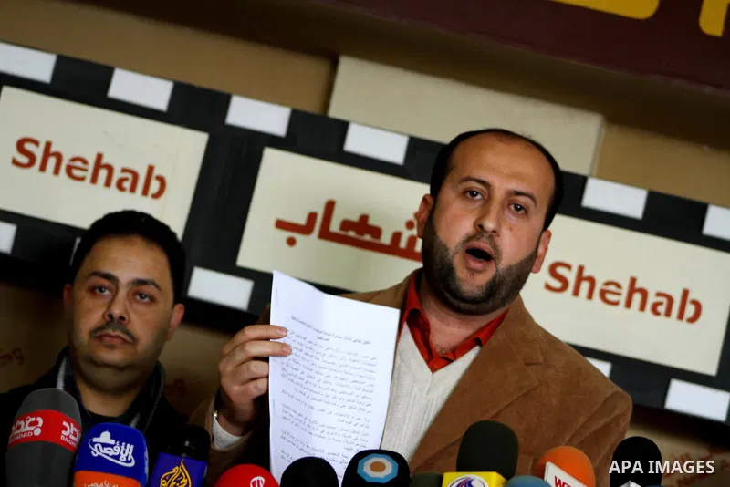 Member of the Palestinian journalist bloc in Gaza Strip, Yaser Abu Hein, speaks during press conference in Gzaz City, on Mar. 05, 2012. Photo by Ashraf Amra