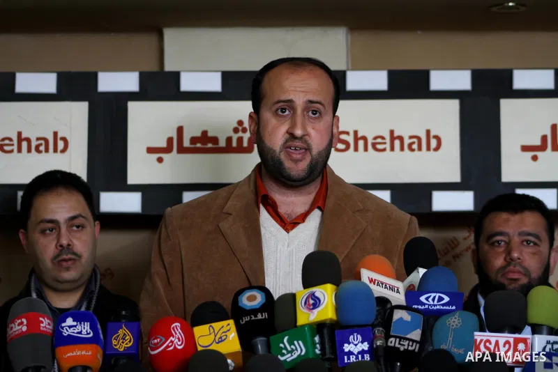 Member of the Palestinian journalist bloc in Gaza Strip, Yaser Abu Hein, speaks during press conference in Gzaz City, on Mar. 05, 2012. Photo by Ashraf Amra