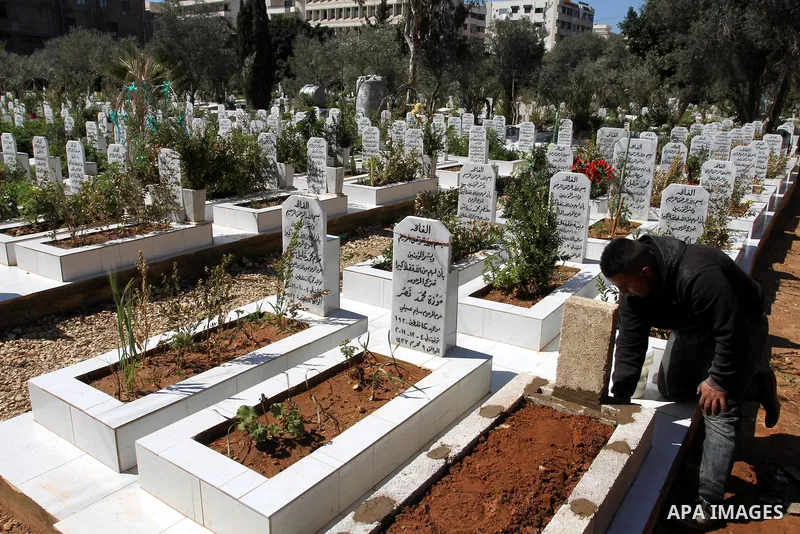 General view to cemetery of one of the most poor regions at Burj al-Barajneh Palestinian refugee camp in Beirut, in Lebanon, March 5, 2012. About 25,000 person live in this poor refugee camp who face hard and difficult l...