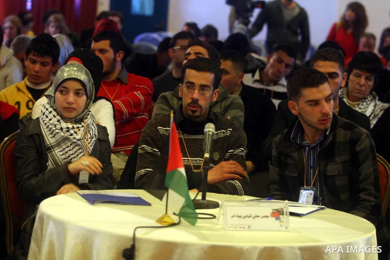 Palestinian Prime Minister Salam Fayyad, participates in the "Palestinian Youth Summit" in the West Bank city of Ramallah, March 07, 2012. Photo by Issam Rimawi