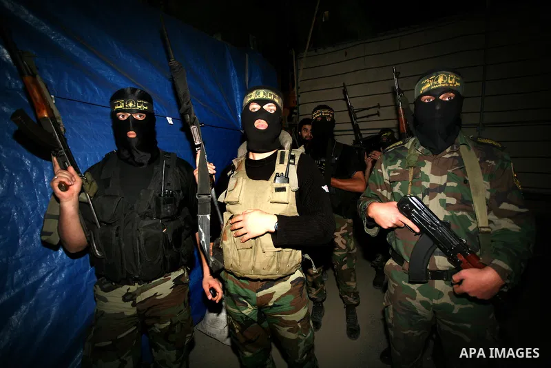 A Palestinian Islamic Jihad militant is seen in Gaza City on 13 March 2012. A fragile truce appeared to be taking hold Tuesday between Israel and Palestinian militias in the Gaza Strip, ending four days of fierce tit-for...