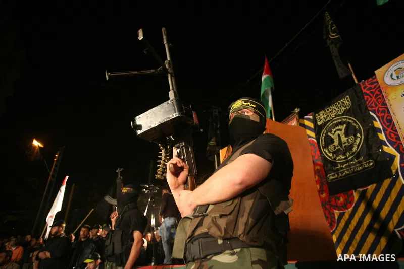 A Palestinian Islamic Jihad militant is seen in Gaza City on 13 March 2012. A fragile truce appeared to be taking hold Tuesday between Israel and Palestinian militias in the Gaza Strip, ending four days of fierce tit-for...