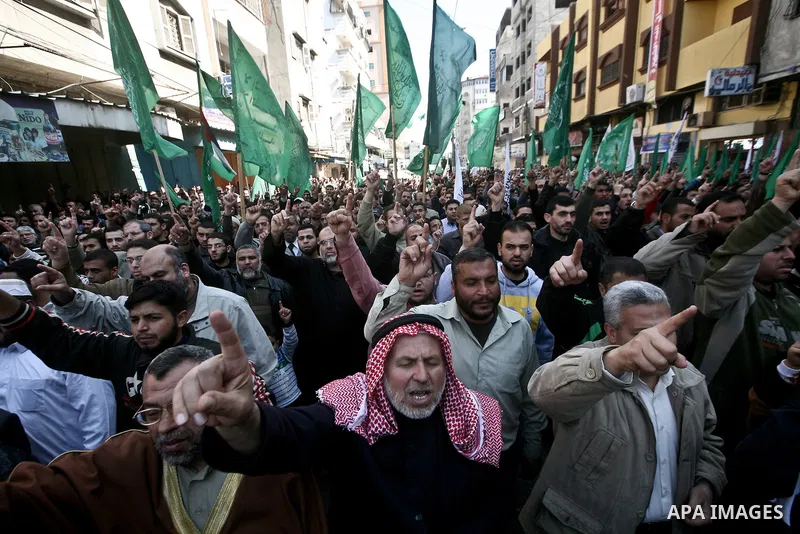 Palestinians take part in a rally calling on Egyptian authorities to supply the Gaza Strip with fuel and electricity in Gaza City March 23, 2012. Israel allowed nine fuel tankers to cross into the Gaza Strip on Friday to...