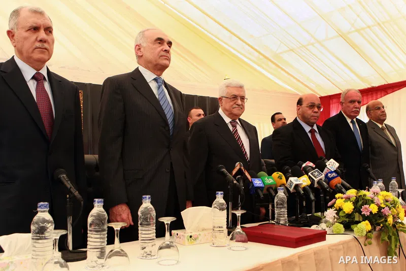 Palestinian President, Mahmoud Abbas (Abu Mazen), lays foundation stone for the construction of the new headquarters of the Embassy of the State of Palestine, in the Egypt capital Cairo, on Apr. 02, 2012. Photo by Thaer...