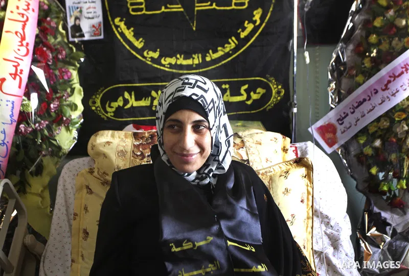 Palestinian prisoner Hanaa Shalabi during, who spent 43 days on hunger strike in an Israeli prison, in Al-Quds hospital in Gaza City on April 2, 2012. Shalabi, who had begun her hunger strike after being arrested on Febr...