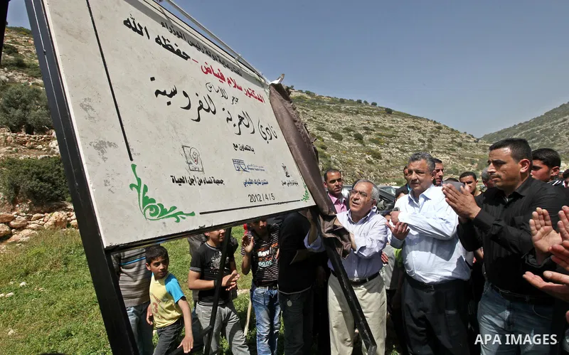 Palestinian Prime Minister Salam Fayyad arrives to pay a visit to support Palestinian farmers in the Yanun village near the West Bank City of Nablus, 05 April 2012. The village was temporarily abandoned by its residents...