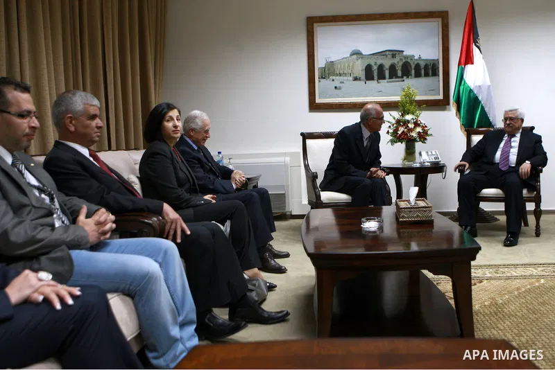 Palestinian President, Mahmoud Abbas (Abu Mazen) meets with the delegation of the Independent Commission for Citizens' Rights in the West Bank city of Ramallah April 8, 2012. Photo by Thaer Ganaim