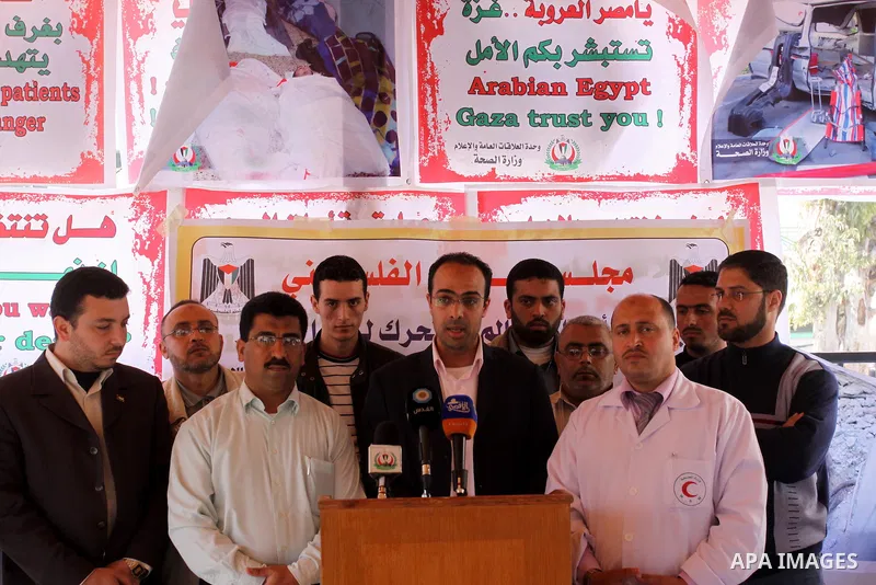 Palestinians official of the ministries delivers speech during a press conference about the impact of the fuel crisis in Gaza City on Apr. 09, 2012. Photo by Mohammed Asad
