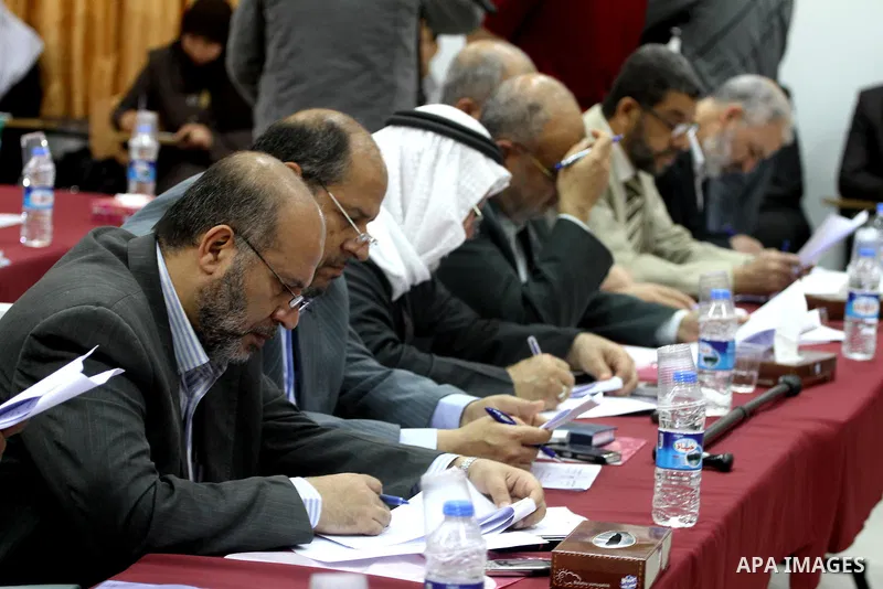 Members of the Palestinian legislative Council during the meeting discussing the issue of Palestinian prisoners in the Ministry of the prisoners in Gaza on April, 16, 2012. Some 1,600 Palestinian prisoners held in Israel...