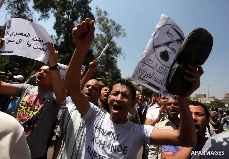 Egyptian protesters take part in a demonstration in front of the Saudi Arabian embassy in Cairo on April 24, 2012, calling for the release of Egyptians who have been detained in the kingdom, including Ahmed Al-Gizawi who...
