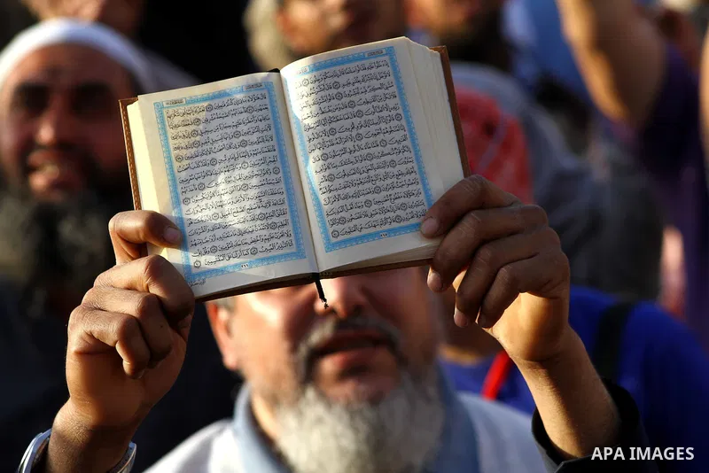 Supporters of Salafist leader and former presidential candidate Hazem Salah Abu Ismail, chant slogans against the country's military rulers during a sit-in at Tahrir Square in Cairo, April 26, 2012. Egypt's election comm...