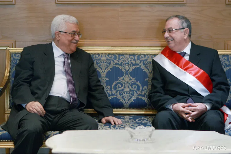 Palestinian president Mahmoud Abbas meets with the mayor of the city of Tunisia Saif Allah Al-Asram, in Tunisia, on April 30, 2012. Palestinian President Mahmud Abbas arrived in Tunisia on April 28 for a three-day offici...