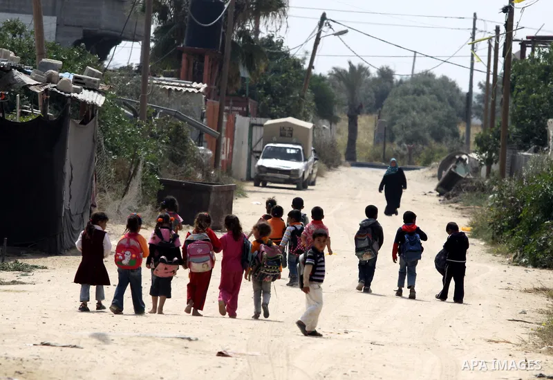 Palestinian Children of Al-Samuni family, leav there schools in Gaza City, on May 03, 2012. the Israeli military has decided on Tuesday, May 1, 2012 not to file any charges in one of the gravest incidents in its 2009 war...