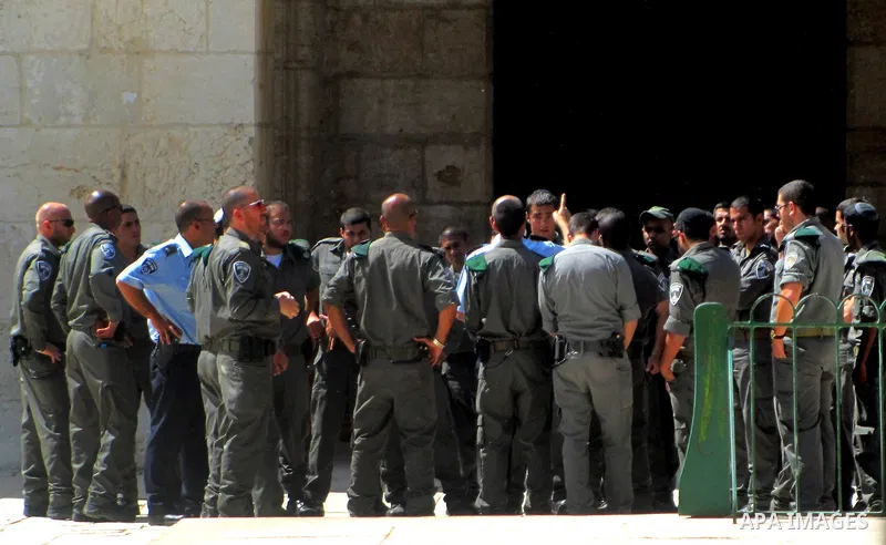 Israeli riot police at the doors to the al-Aqsa Mosque on the Hareem el-Sharif (the Noble Sanctuary) in Jerusalem, 06 May 2012.Photo by Mahfouz Abu Turk