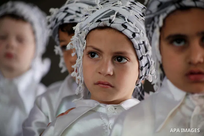 Palestinian children take part in a rally in Gaza City ahead of Nakba May 9, 2012. On May 15 Palestinians will mark "Nakba," or catastrophe, of Israel's founding in a 1948 war, when hundreds of thousands of their brethre...