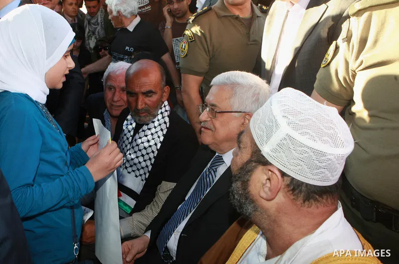 Palestinian President Mahmoud Abbas (Abu Mazen), visits the sit-in tent held by Palestinians, in the West Bank, city of Ramallah solidarity with Palestinian prisoners on hunger strike held in Israeli jails, on May 10, 20...