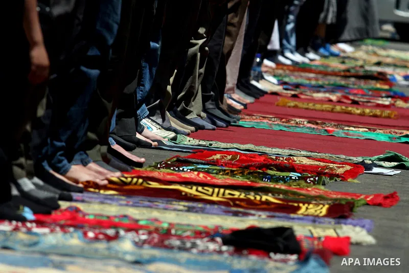 Palestinians perform Friday prayers during a sit-in, in the West Bank city of Ramallah, May 11, 2012. Palestinians held in prayer outside a tent, in solidarity with prisoners who have been waging a hunger strike in Israe...