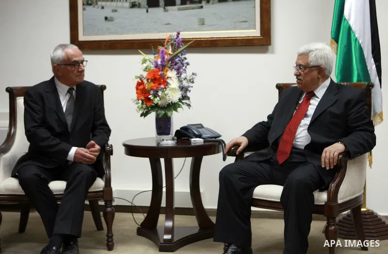 Palestinian President, Mahmoud Abbas (Abu Mazen) meets with French delegation, in the West Bank city of Ramallah, on May 14, 2012. Photo by Thaer Ganaim