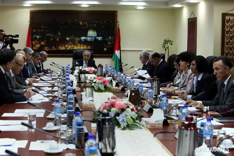 Palestinian Prime Minister, Salam Fayyad, meets with members Palestinian government, in the West Bank City of Ramallah, on 17 May 2012. Photo by Mustafa Abu Dayeh