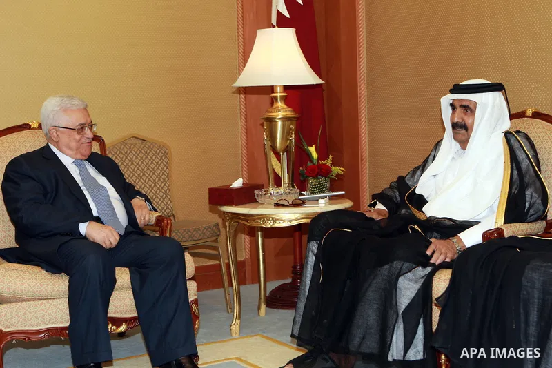Palestinian President, Mahmoud Abbas (Abu Mazen) meets with Emir of Qatar Sheikh Hamad bin Khalifa Al Thani, in Qatar, on May 19, 2012. Photo by Thaer Ganaim