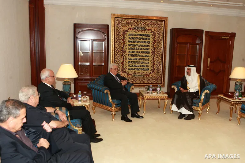 Palestinian President, Mahmoud Abbas (Abu Mazen) meets with Sheikh Hamad bin Jassem Al-Thani, in Doha, on May 20, 2012. Photo by Thaer Ganaim