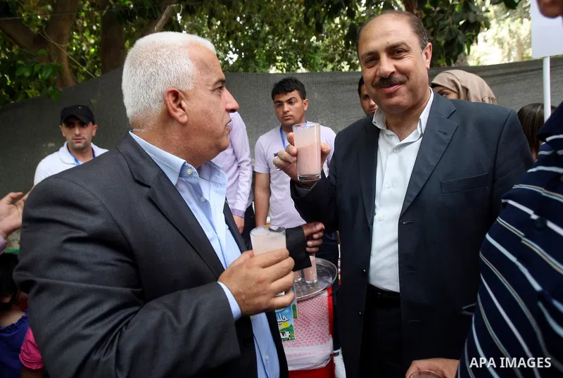 Palestinian Agriculture Minister, participate in the opening of Palestinian agricultural festival at strawberry and roses , in the West Bank city of Nablus on May 23, 2012. Photo by Wagdi Eshtayah