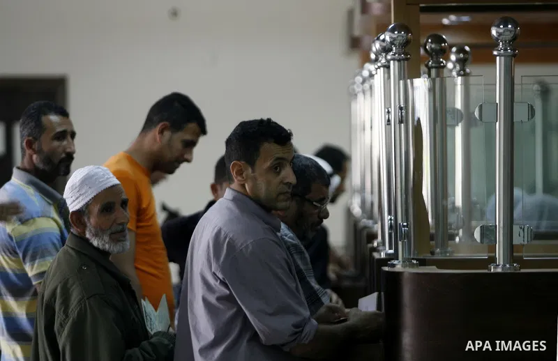 Palestinians access to the Rafah border crossing between Egypt and the Gaza Strip. Islamic Relief provided million for the reconstruction of the Rafah border crossing between Egypt and Gaza, on May 28, 2012. Photo by Eya...