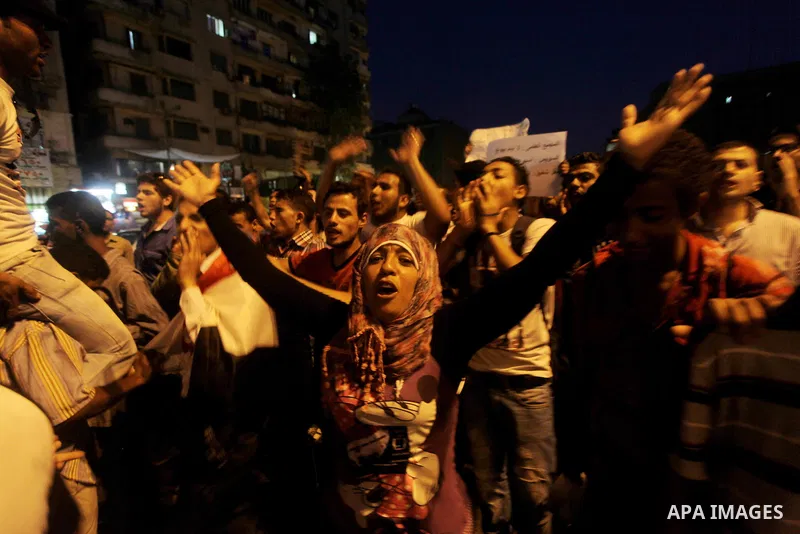 Egyptian protesters attend a demonstration, against presidential candidates Mohammed Morsi and Ahmed Shafiq at Tahrir Square in Cairo May 29, 2012. According to full official results released Monday by the election commi...