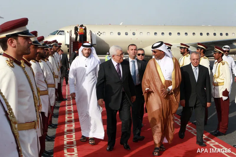 Palestinian President, Mahmoud Abbas (Abu Mazen) access to Qatar, on May 19, 2012. Photo by Thaer Ganaim