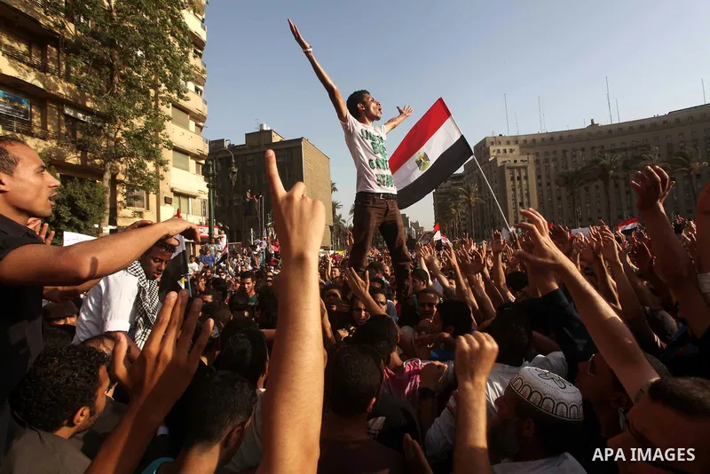 Egyptian anti-Mubarak protesters gather in Cairo's Tahrir square on June 02, 2012. Egypt's Muslim Brotherhood called for mass protests after a court sentenced ousted President Hosni Mubarak and his interior minister to l...